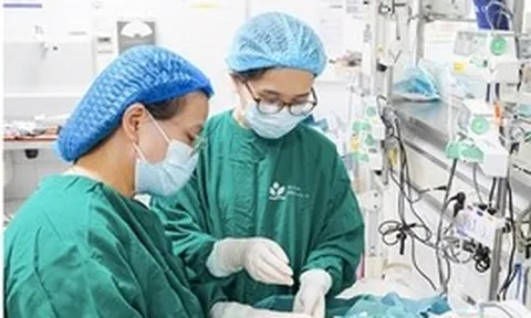 25 người hiến máu mới cứu được bé sơ sinh người Ghana mắc bệnh tan máu cực hiếm