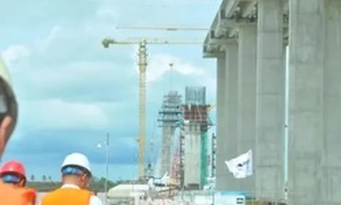 ‘Vượt mưa’ đưa cầu hơn 3.800 tỷ đồng vượt sông Hậu về đích đúng hạn