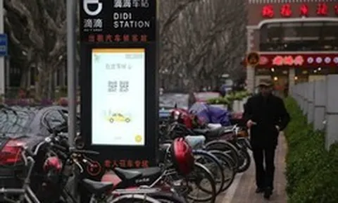 ‘Chén cơm’ của 400.000 tài xế taxi truyền thống tại siêu đô thị lớn bậc nhất châu Á sắp bị đạp đổ, mỗi ngày chỉ được nhận 13 cuốc khách