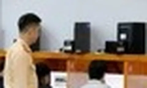 Giấy phép lái xe ô tô quá hạn dưới 30 ngày không phải thi lại lý thuyết