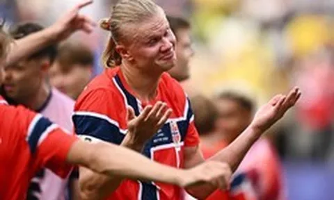 Bị xoáy vào nỗi đau 28 năm mới dự World Cup của Na Uy, Haaland đáp hài hước: "Tôi mới 25 tuổi, lỗi tại tôi chắc?"