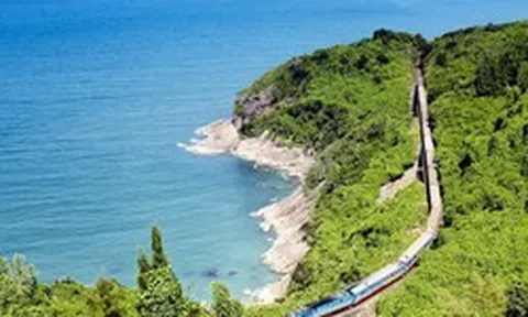 Tuyến tàu Việt Nam dài 1.725 km được tạp chí Mỹ xếp vào nhóm 'đẹp nhất thế giới': 30 giờ di chuyển toàn hành trình, mỗi ngày có 6 chuyến