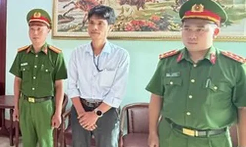Bắt giám đốc công ty bán hơn 250 tấn phân bón giả