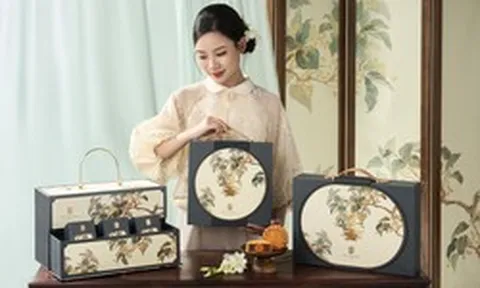 BST bánh Trung thu ấn tượng lấy cảm hứng từ hoa mộc của một khách sạn 5 sao ở Hà Nội: Thiết kế sang trọng, gợi ký ức đoàn viên