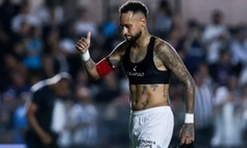 Giải mã chiếc "áo lót" trăm triệu của dàn siêu sao World Cup: Siêu máy tính ẩn sau một thiết kế kỳ lạ
