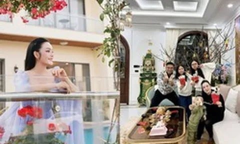 Nữ NSƯT, trưởng khoa thanh nhạc tái hôn với 1 viện trưởng, sở hữu biệt thự 10 phòng ngủ, sống đơn giản