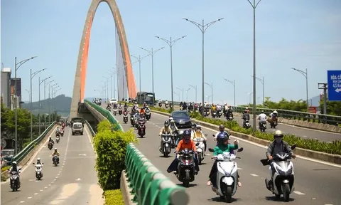 Nắng nóng bao trùm miền Trung, nhiệt độ có nơi chạm ngưỡng 40 độ C