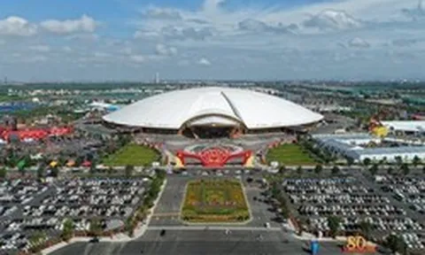 Chủ tổ hợp triển lãm lớn nhất Đông Nam Á lãi gần 3 tỷ đồng/ngày, phần lớn nhờ cho vay, đầu tư