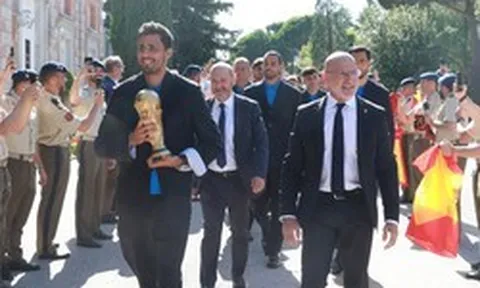 Nhà vô địch World Cup 2026 gây sốt với diện mạo sang trọng sau ngày đăng quang World Cup 2026