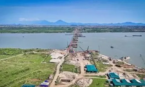 Tiến độ thi công 7 cây cầu vượt sông Hồng ra sao?