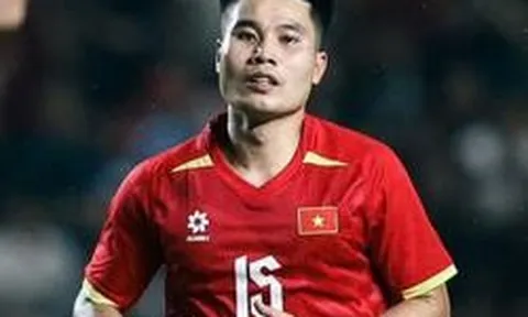 Hậu vệ Trương Tiến Anh báo tin buồn