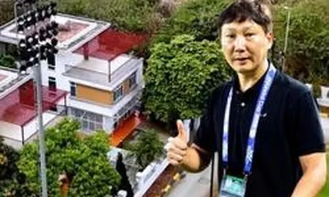 Căn nhà HLV Kim Sang Sik đang sống ở Việt Nam