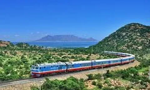 Chuyến tàu đi thẳng tới di sản thế giới ở Việt Nam: Chạy 190km qua 5 ga, giá vé dự kiến từ 360.000 đồng