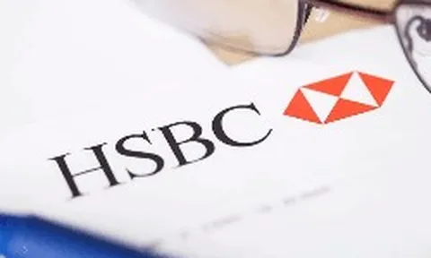 Thị trường ngân hàng bán lẻ: HSBC rút khỏi 2 thị trường bán lẻ tại Úc và Ai Cập, Standard Chartered chuyển nhượng danh mục cho vay tại Singapore cho Trust Bank