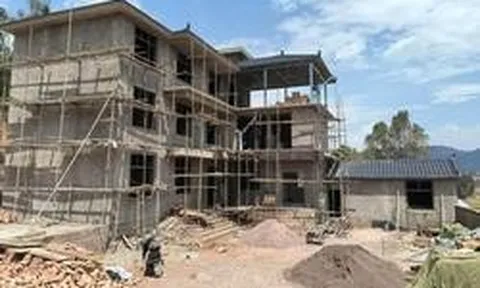 Nghỉ lễ về quê, tôi bất ngờ thấy nhà mới mọc lên khắp làng: Bạn cũ nói 5 lý do khiến tôi phải suy nghĩ