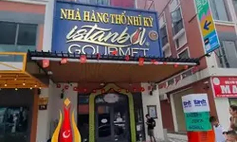 Sắp hết cảnh biển hiệu ‘trắng’ tiếng Việt ở Đà Nẵng