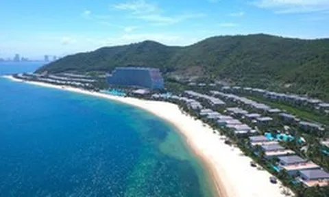 Bãi biển miền Trung hội tụ gần 20 khách sạn, khu nghỉ dưỡng cao cấp: Nhiều người đã đi nhưng chưa biết tên