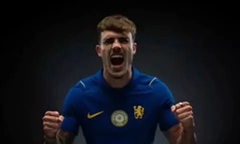 Chelsea ra mắt tân binh thứ 11 trong mùa hè này