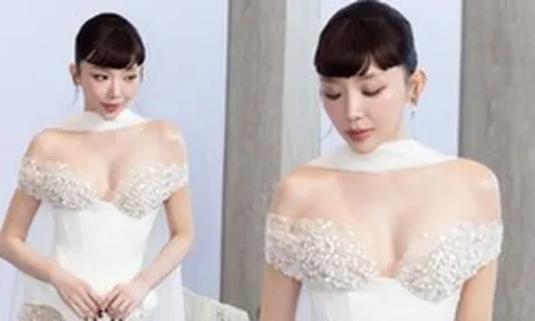 Tóc Tiên mặc váy cưới