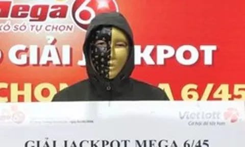 Mua vé số bán dạo trúng ngay Vietlott gần 30 tỷ đồng