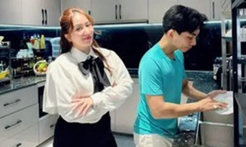 Căn nhà chứa toàn đồ vô giá của Khánh Thi, Phan Hiển