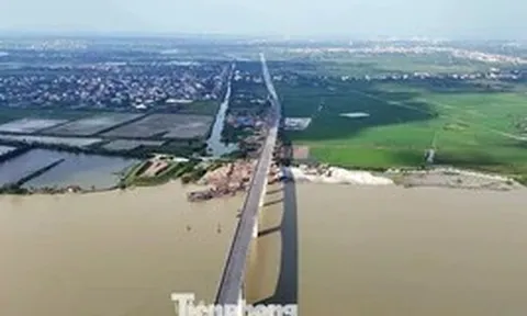 Cận cảnh cầu 1.600 tỷ nối khu thương mại tự do với cảng Nam Đồ Sơn
