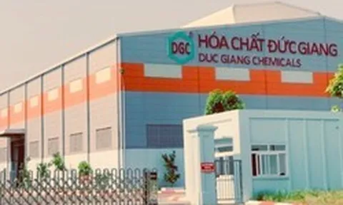 Xuất hiện nhóm cổ đông sở hữu hàng triệu cổ phiếu phản đối nhiều nội dung quan trọng trong ĐHCĐ Hóa chất Đức Giang (DGC)