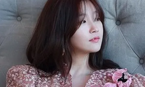 Nữ diễn viên nổi tiếng tiết lộ: "Tôi từng có tới 13 khối u ở cổ"