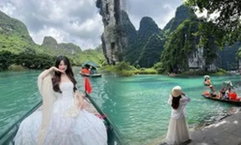 “Nước luộc ngao Ninh Bình” là gì mà dân mạng đua nhau tìm kiếm? Hóa ra là một cảnh đẹp ở Tràng An