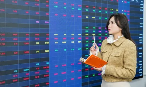 Dòng tiền cạn lực, VN-Index đứng trước ngưỡng quyết định