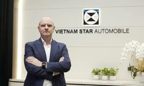 Mercedes-Benz Vietnam Star Automobile: Chuẩn mực mới của sự sang trọng