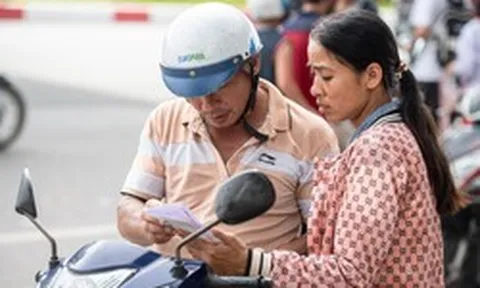 Phe vé hét giá ở sân Mỹ Đình, CĐV quay xe ra quán bia xem Việt Nam đấu Thái Lan