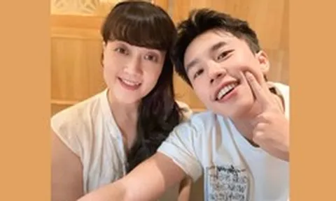 Nghệ sĩ Vân Dung: “Mẹ không mong con phải hơn mẹ”