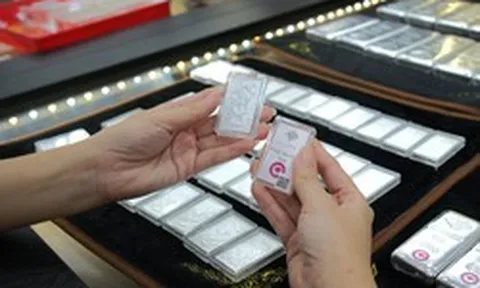 Giá bạc ngày 28/8 tại Ancarat, Bảo Tín Mạnh Hải, DOJI, Sacombank