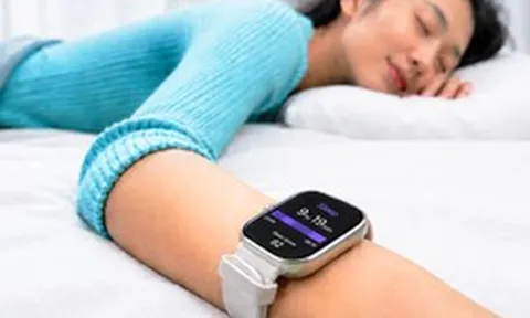 Lời khuyên cho tất cả những ai đeo đồng hồ theo dõi sức khỏe đi ngủ