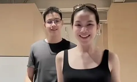 Con trai 1 Hoa hậu Việt xuất hiện chớp nhoáng cùng mẹ bỗng "gây bão" vì quá ngầu, cách được giáo dục càng đáng khen