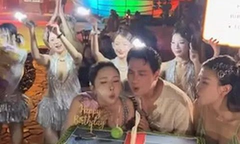 Tình hình của Việt Anh - Quỳnh Nga