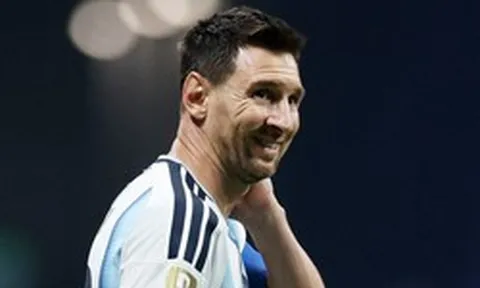 Danh sách ứng viên Quả bóng vàng 2026: Messi được đề cử, Ronaldo bị gạch tên