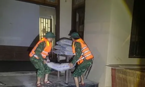 Quảng Trị khẩn trương di dời dân trong đêm trước nguy cơ mưa lũ dồn dập