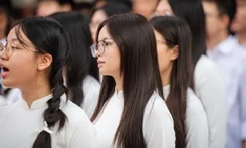 Một từ tiếng Việt khiến nhan sắc phải "đứng sau", đố ai dịch nổi sang tiếng Anh dù ông bà ta đã dùng từ rất lâu