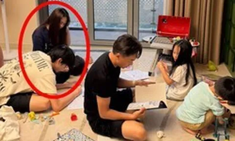 Cường Đô La khoe ảnh gia đình, cô gái lạ mặt ngồi cạnh Subeo thành tâm điểm