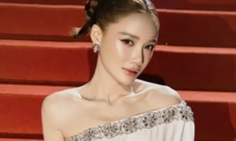 Nhã Phương nói về việc quảng cáo nước uống trường sinh: "Tôi tin tưởng và trực tiếp sử dụng"