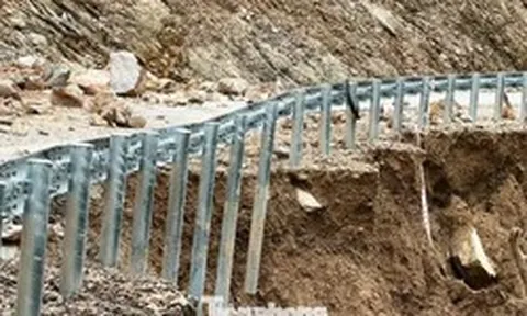 'Vỡ vụn' tuyến đường hơn 470 tỷ vừa thông xe được 3 tháng