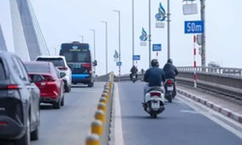 Sau cầu Nhật Tân, Hà Nội tính kẻ vạch khoảng cách trên 3 cầu lớn
