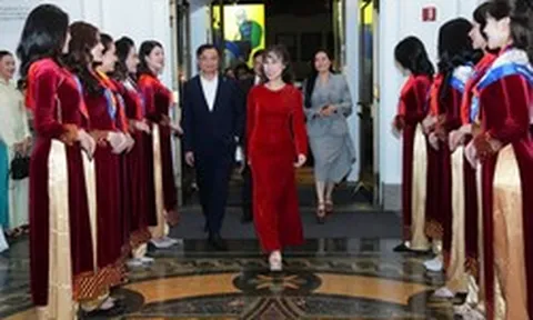 Hãng hàng không Vietjet của tỷ phú Nguyễn Thị Phương Thảo vừa thực hiện một chuyến bay đặc biệt tới New York