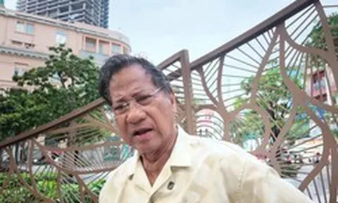 Chế Linh: "Tôi đau lòng quá"