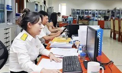 Hộ kinh doanh hỏi doanh thu dưới 1 tỷ đồng vì sao chưa được ngừng hóa đơn điện tử, cơ quan thuế trả lời