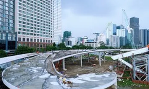 Tăng tốc thi công cầu đi bộ nghìn tỷ vượt sông Sài Gòn