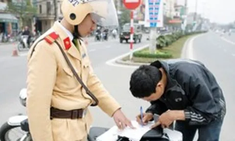 Công an phát thông báo quan trọng: Tất cả những ai đã hoặc chuẩn bị bán, cho, tặng xe cần biết để tránh bị phạt