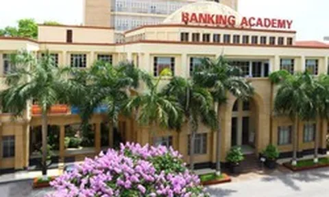 Một Học viện 65 năm tuổi, nhiều lãnh đạo ngành ngân hàng từng theo học, riêng một khóa có 2 Chủ tịch nhà băng lớn